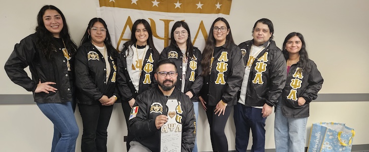 Alpha Psi Lamda Members